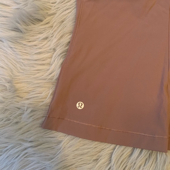 NWT lululemon tank - Picture 3 of 7